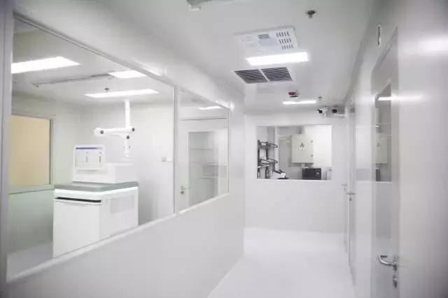 ����ʵ����װ��